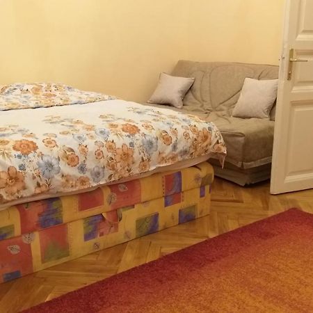 Tempo Courtyard Apartman Budapest Eksteriør billede