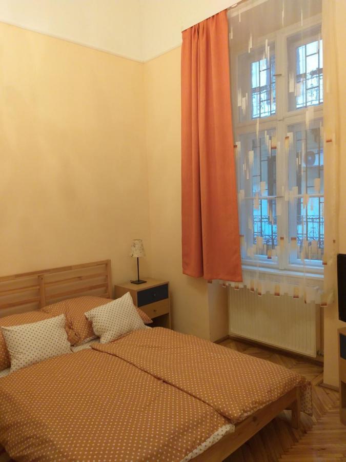 Tempo Courtyard Apartman Budapest Eksteriør billede